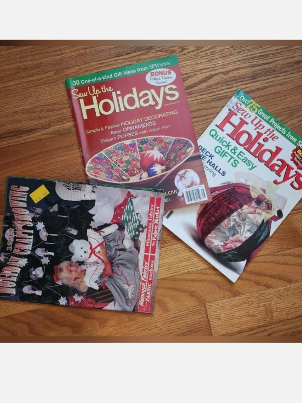 Holiday Craft Lot of 3 Magazines With Patterns